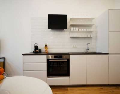 Modern City Apartment in Vienna: Stylish, Central & Exceptional Comfort